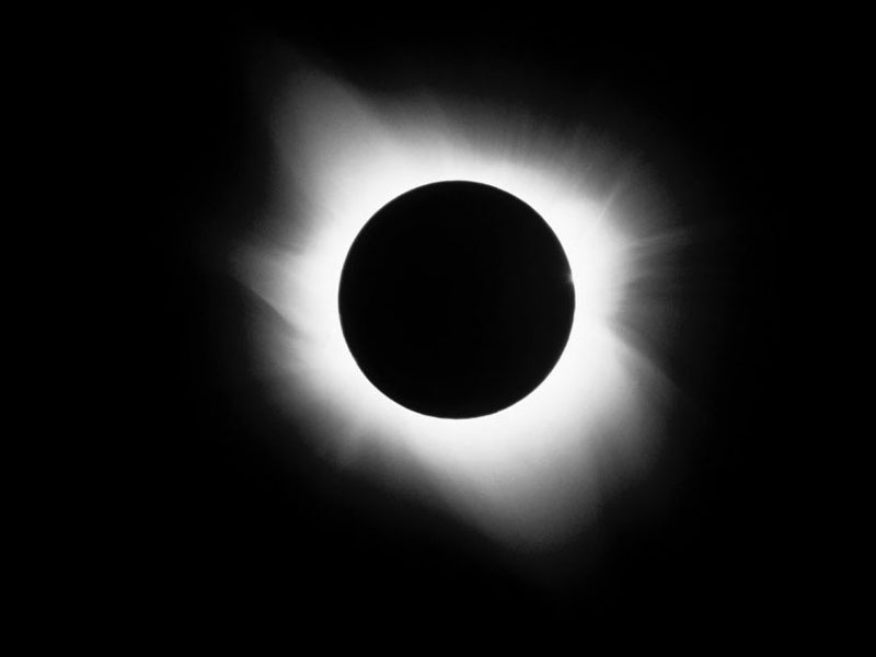 picture of an eclipse